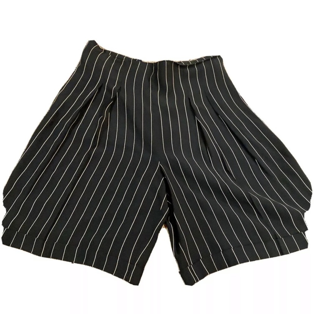 MaxMara women’s large dress shorts